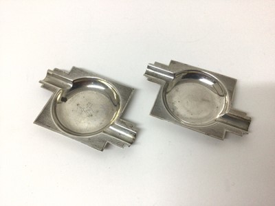 Lot 94 - Pair of Edward VIII Art Deco silver ash trays with engine turned decoration (Birmingham 1936), together with a silver matchbox holder, all at 4ozs