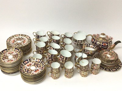 Lot 38 - Large collection of Royal Crown Derby Imari pattern tea wares