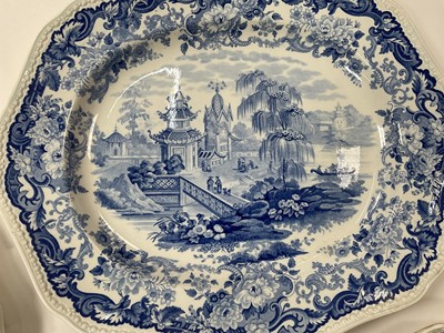 Lot 156 - Set of three Wedgwood graduated meat dishes, printed in blue with a Chinese river landscape
