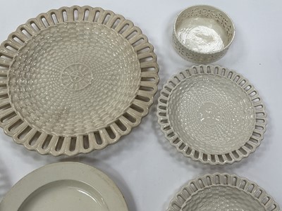 Lot 43 - Wedgwood and other ceramics