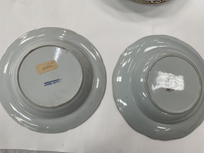 Lot 43 - Wedgwood and other ceramics