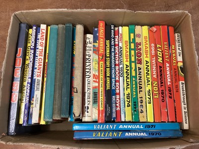 Lot 115 - Box of Annual's mostly (1970's) to include Lion, Eagle, Smash and others. Approximately 29 Annuals