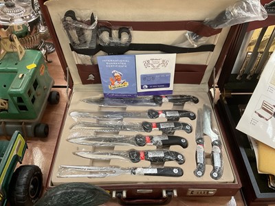 Lot 415 - Offenbach German steel knife set, unused in original case, R.R.P. £529.00