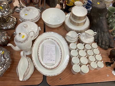 Lot 447 - Extensive Wedgwood 'Colchester' china