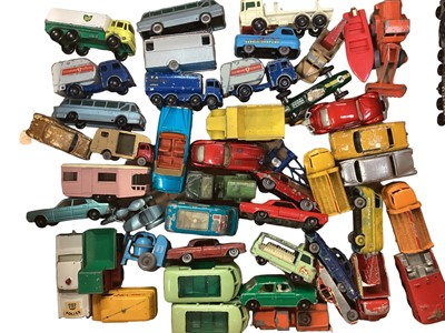Lot 1906 - Collection of Matchbox and other toy cars