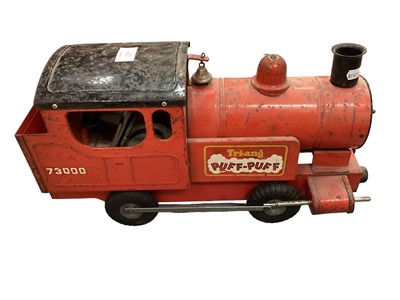 Lot 1949 - Tri-ang tinplate Pickfords lorry, Puff-Puff train and a Tonka digger