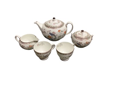 Lot 1173 - Wedgwood Kutani Crane tea and dinner ware, six place setting, 27 pieces