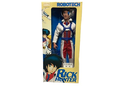Lot 105 - Harmony Gold (1980's) Robotech 11 1/2" Doll Rick Hunter, in window box No.5104 (1)