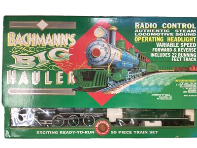 Lot 613 - Bachman Big Hauler G gauge Stanta Fe American steam locomotive with tender & wagons, boxed 55 piece train set No.90-0100 (1)