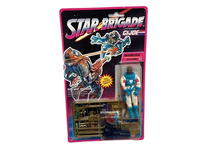 Lot 146 - Hasbro (c1993) Star Brigade GI Joe High Tech Astronaut Fighter Roadblock 3 1/2" action figure with accessories, on punched card (rubber band stuck to reserve) with bubblepack No.81104 (1)