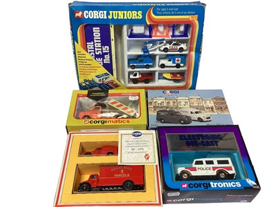 Lot 1804 - Corgi Juniors, Cars of the 50's, Royal Mail Set, Concorde and others (2 boxes)