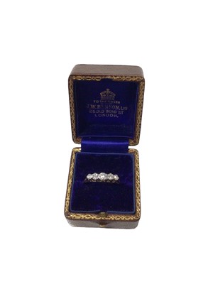 Lot 551 - Edwardian diamond five sone ring