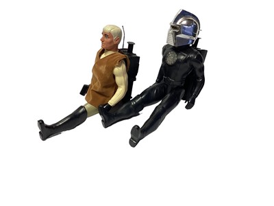 Lot 1822 - Battlestar Galactica 12" action figures Cylon Centurion & Colonial Warrior (missing Leg), both loose (Parts Missing) (2)