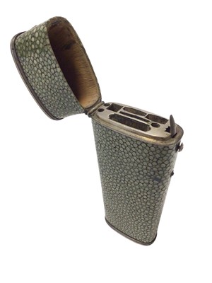 Lot 870 - George III shagreen and silver mounted drawing instrument case