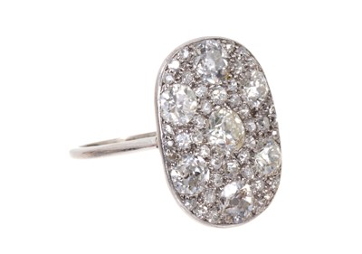 Lot 454 - 1920s diamond cluster cocktail ring