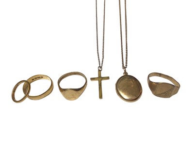 Lot 95 - Two 22ct gold wedding rings, 18ct gold signet ring, 9ct gold signet ring, 9ct gold cross on chain and an Edwardian 15ct gold locket on chain