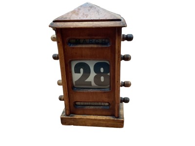 Lot 2529 - Edwardian perpetual desk calendar