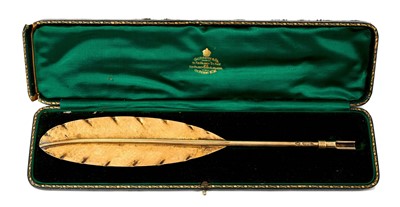 Lot 751 - Edwardian silver gilt presentation quill