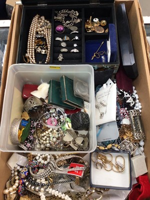 Lot 1036 - Large group of costume jewellery to include a silver bangle, silver charm bracelet, dress rings, necklaces etc