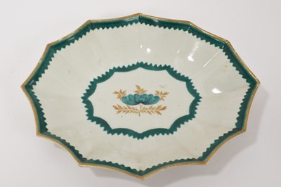 Lot 38 - Worcester porcelain fan shaped green dish