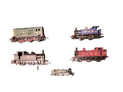 Lot 1865 - Hornby OO Gauge loose tank engines & diesel, plus Skaledale GWR Station, model trains & diecat WW11 military aircraft, Oxford 1:76 scale vehicles, Atlas Editions minitrains & accessories (qty)