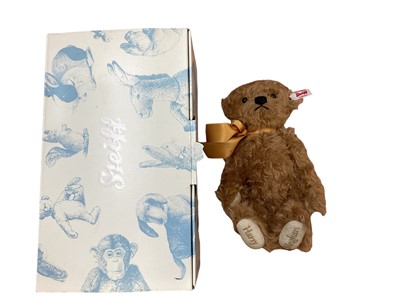 Lot 1930 - Four Steiff teddy bears (3 boxed) including Royal commemorative and other bears