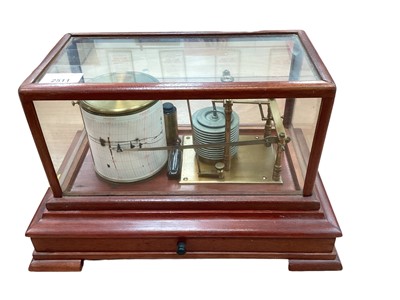 Lot 2511 - Barograph