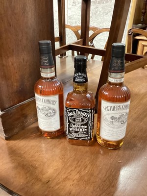Lot 286 - Two 70cl bottles of Southern Comfort together with a 70cl bottle of Jack Daniels (3)