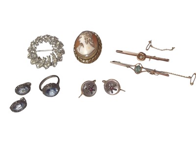 Lot 125 - Pair of Victorian Essex Crystal earrings, two Edwardian 9ct gold bar brooches, blue stone dress ring and matching earrings, cameo brooch and paste brooch