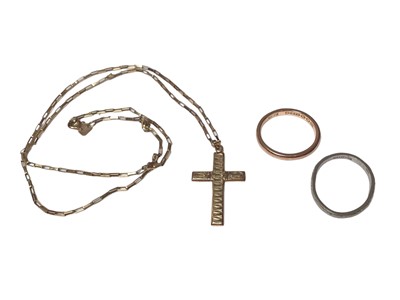 Lot 222 - Platinum wedding ring, 9ct gold wedding ring and a 9ct gold cross on 9ct gold chain