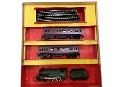 Lot 1934 - Trix Railway TTR, E. R. Passenger F24 set boxed, plus two Hornby Dublo coaches also boxed.