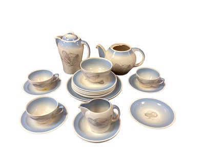 Lot 1245 - Susie Cooper feather pattern tea/coffee ware