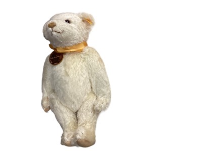 Lot 1941 - Two Steiff teddies The 2001 Bear no. 654756 with swing label, certificate and soft Steiff bag and The Millennium Bear no. 654701with cerificate and soft Steiff bag