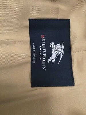 Lot 2114 - Burberry Men's trench coat with tartan wool removeable lining. Size 56 R.