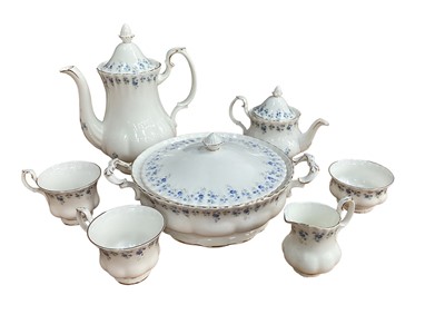Lot 1285 - Royal Albert Memory Lane service