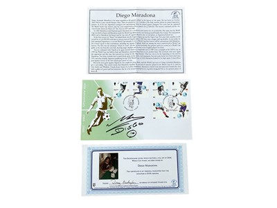 Lot 1527 - Autograph football Diego Maradona signed Buckingham cover with 40th Anniversary