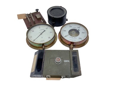 Lot 801 - American M6 Sherman Tank Periscope dated 1948 together with two side caps, signalling lights and other items (1 box).