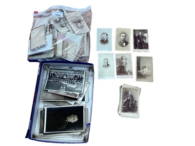 Lot 1516 - Carte-de-visite photos (approx 185)