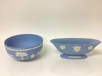 Lot 1267 - Four pieces of Wedgwood jasperware to include a pedestal bowl, 20cm diameter, another bowl, 20cm diameter and two vases, all boxed