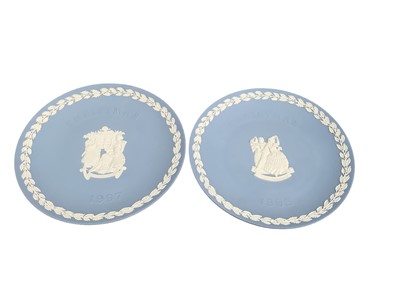 Lot 1268 - Large collection of Wedgwood Jasper ware Christmas plates - 2 boxes
