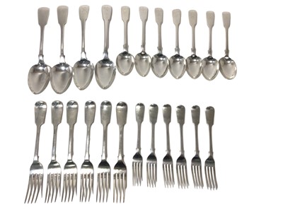 Lot 327 - Georgian/Victorian silver fiddle pattern flatware