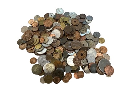 Lot 520 - World - Mixed coins to include G.B. pre 1947 silver (N.B. Est. face value £1.95), George III Six Pence 1787 VF, world silver & other issues (Qty)