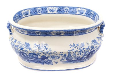 Lot 128 - Wedgwood blue printed two handled footbath