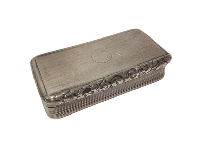 Lot 306 - George III silver snuff box of rectangular form, with engine turned decoration