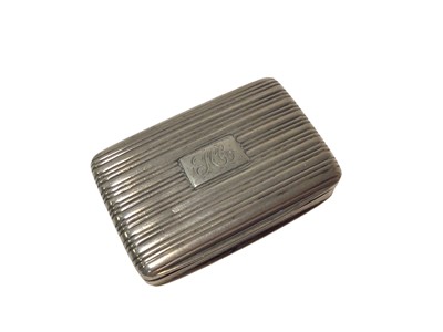 Lot 309 - William IV silver vinaigrette of rectangular form, with reeded decoration