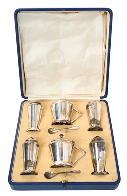 Lot 408 - Art deco style silver cruet set, in case