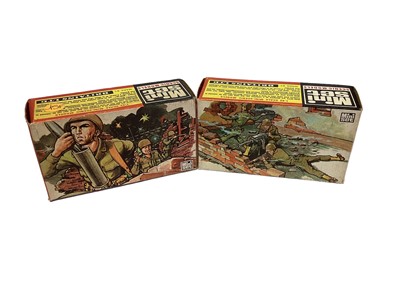 Lot 247 - Britains 1:42 Scale Mini Set Scenic Models including US Mchine Gun Crew No.1071 & US Mortar Team No.1072, boxed (2)