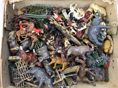 Lot 1898 - Box of lead figures including Britains hunting models, zoo animals and accessories.