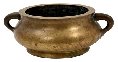 Lot 960 - Chinese bronze censor of good size