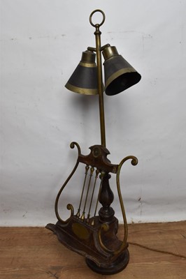 Lot 1468 - Unusual Italian table lamp